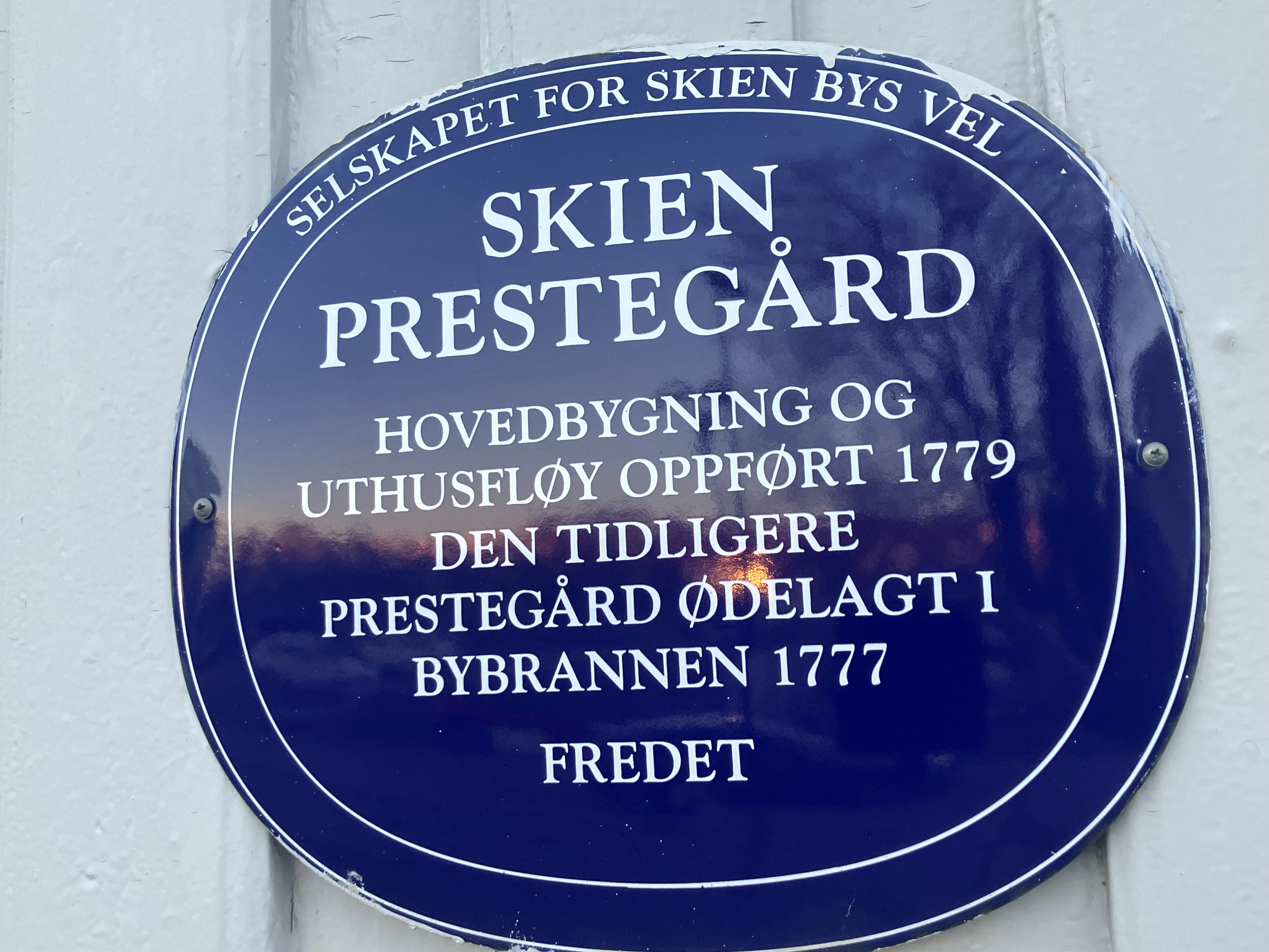 Skien Prestegård